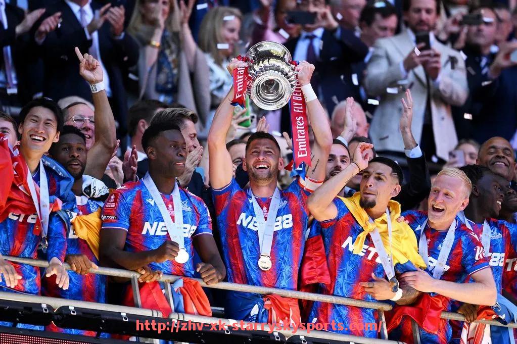 星空体育-意甲盘活球队排名趋势与财政公平分析