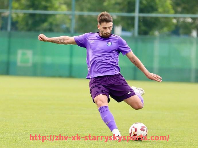 星空体育-哪些英超球队球衣设计最受球迷喜爱?