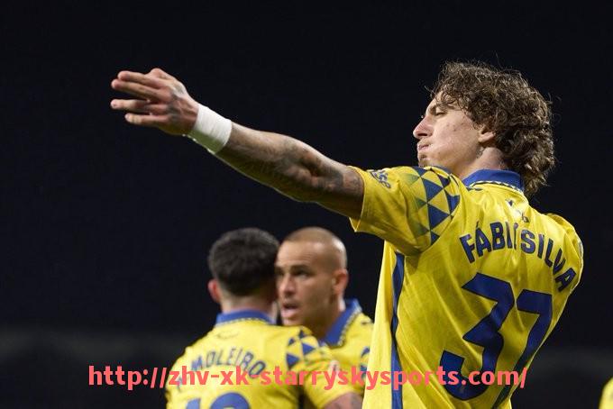 星空体育-阿尔阿赫利足球俱乐部在世俱杯中的技战术特点剖析