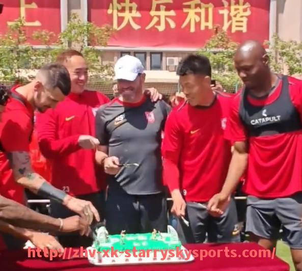 星空体育-世俱杯最佳进球回顾:那些惊艳世人的精彩瞬间